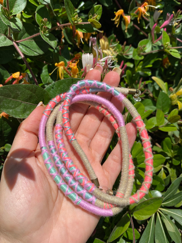 از هر رنگیک عدد موجود میباشد .