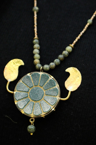 الهام از گل لوتوس هخامنشی