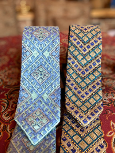 سوزندوزی دستدوز با نخ ابریشم