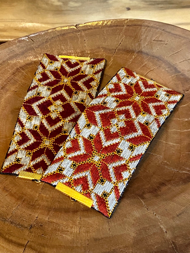 دستبند سوزندوزی دستدوز ابریشم