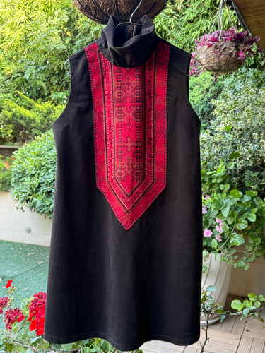 پیراهن مخمل با سوزندوزی