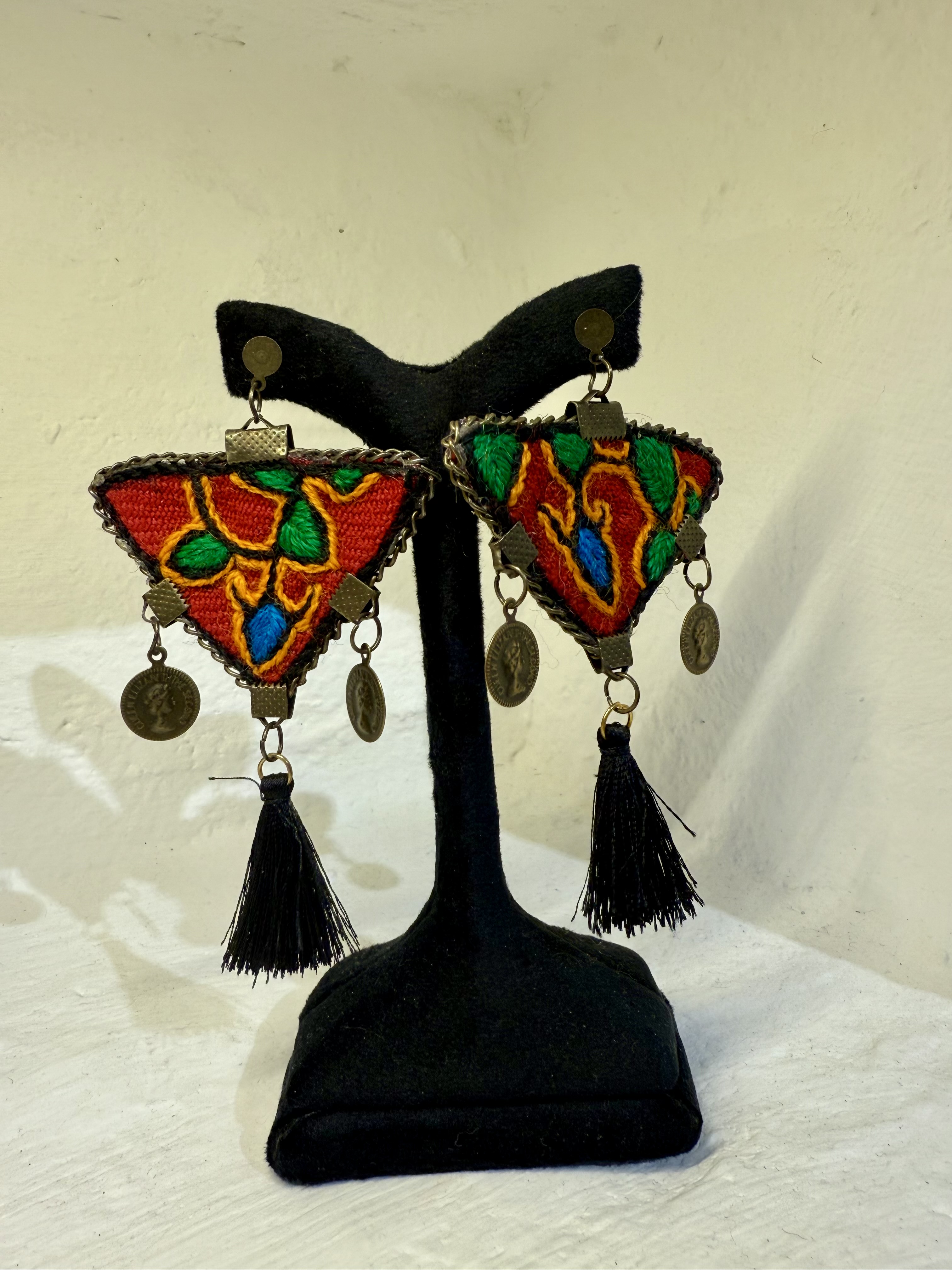 گوشواره دستساز پته دوزی دستدوز تک نسخه