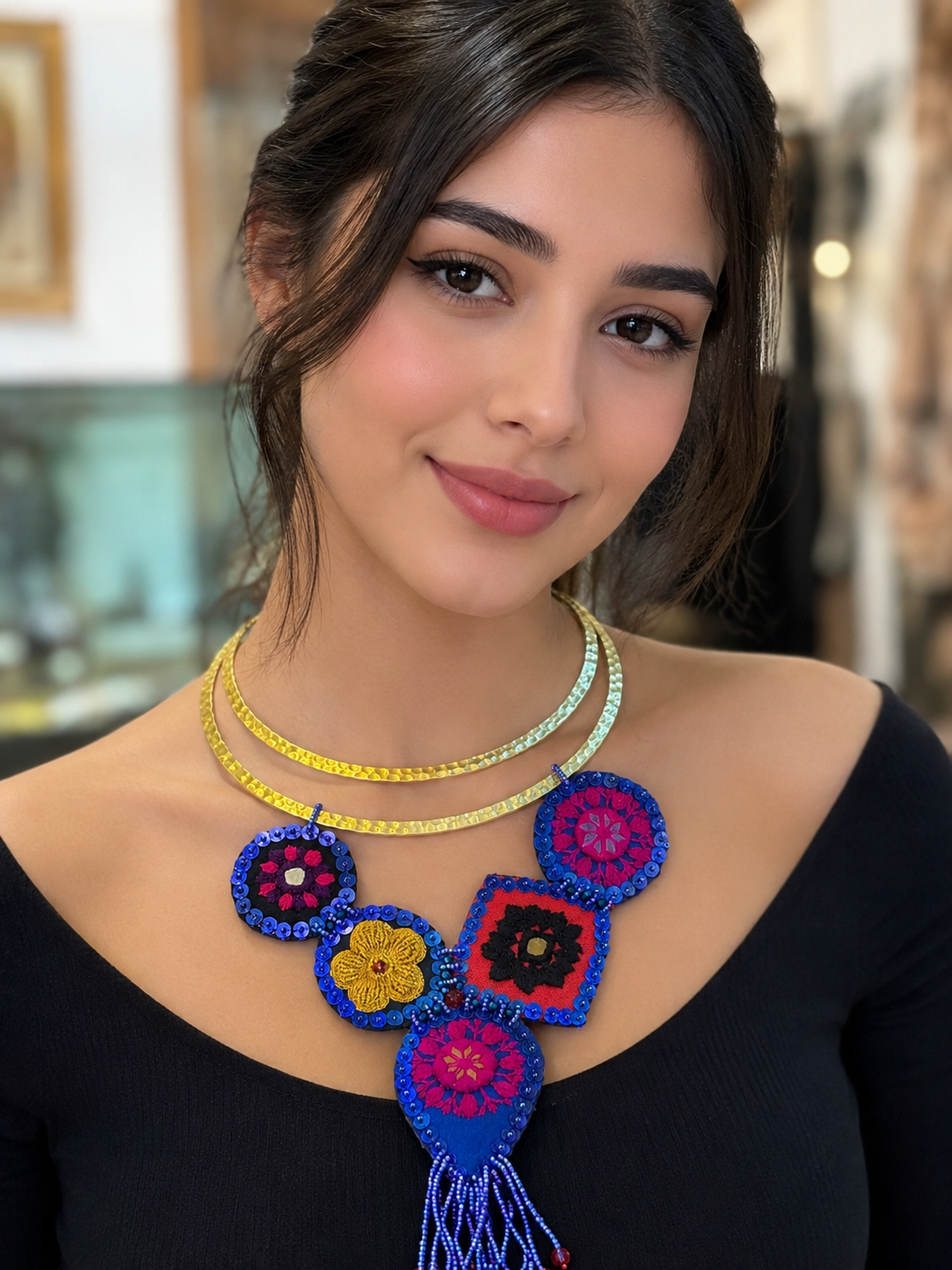 گردنبند جنس برنج‌دو‌ردیفه با سوزندوزی دستدوز تک‌نسخه
